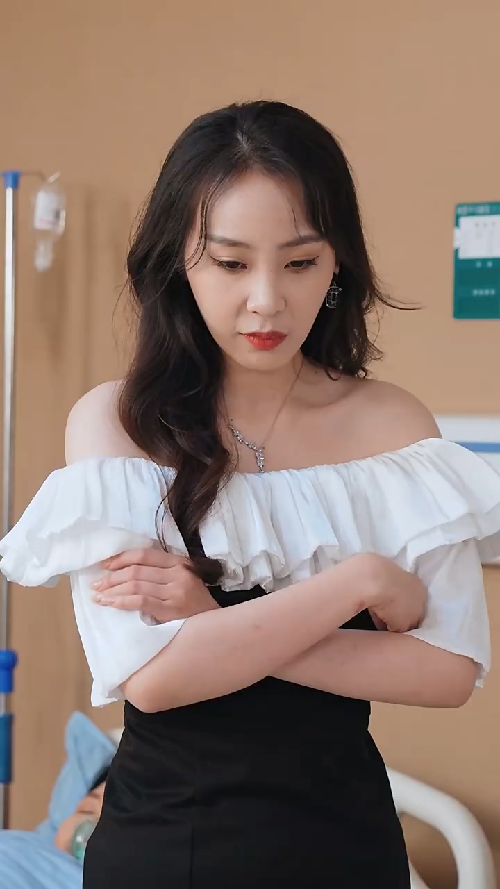 贬值之美女主播爱上我第34集